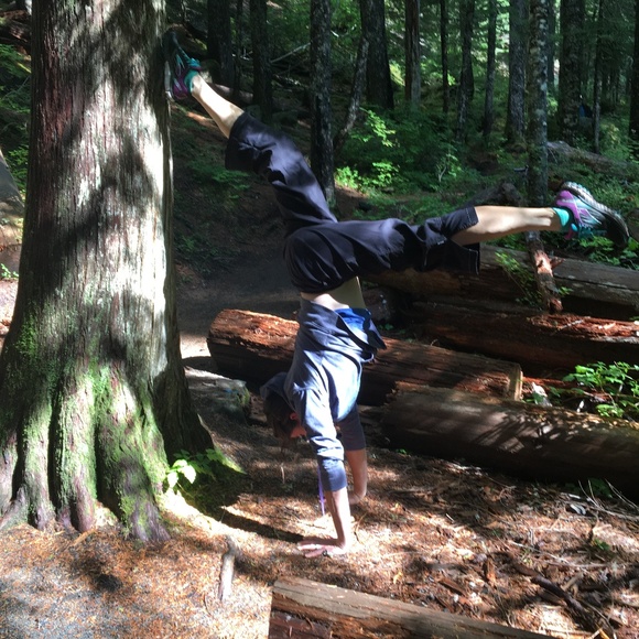 Meet your Posher, Renee - Picture 1 of 3